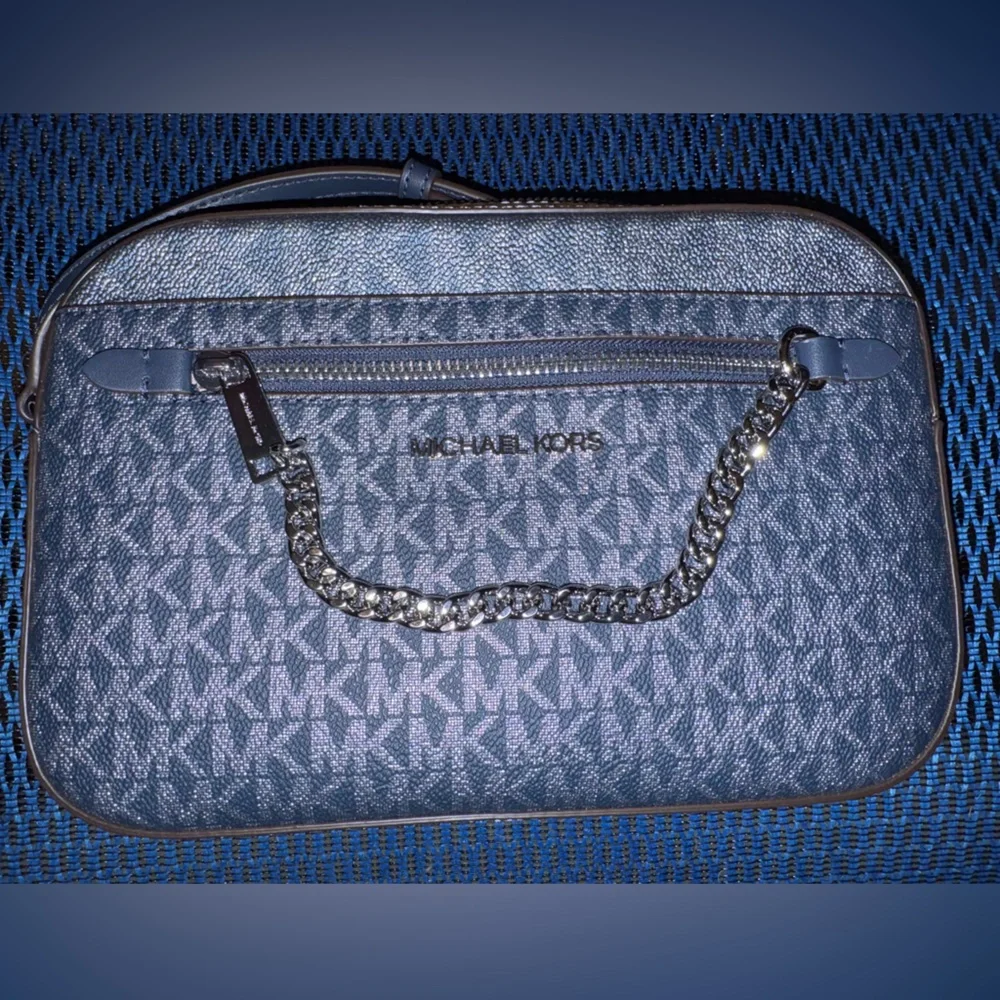 Michael Kors Large Zip Chain Crossbody - Navy